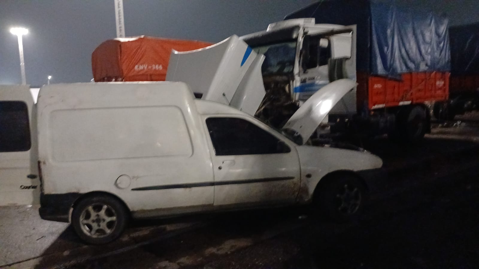 Auxilio mecánico nocturno para camión en ruta — Buenos Aires 24 horas